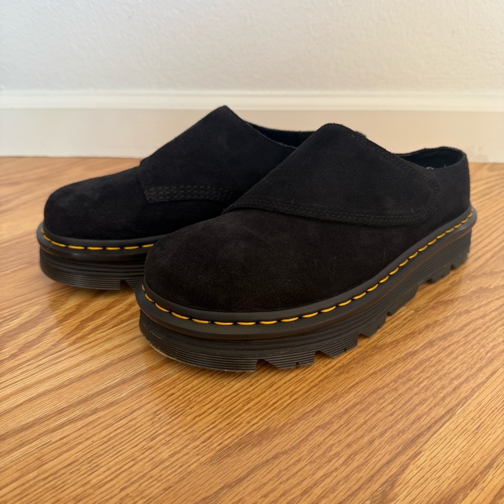 Dr. Martens ZEBZAG ANYWAIR Black Suede Mules size 9